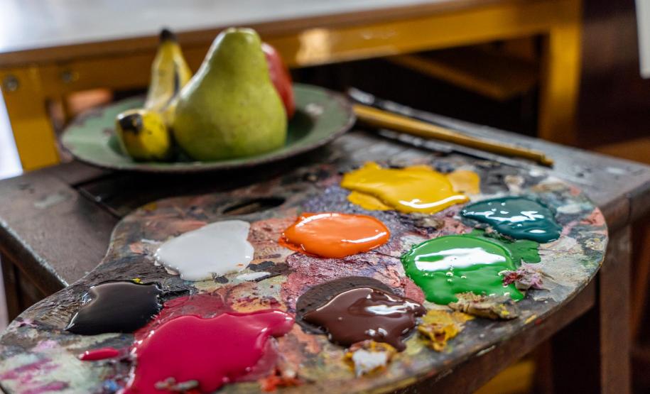 Centro de Capacitação em Artes Guido Viaro abre inscrições para cursos livres